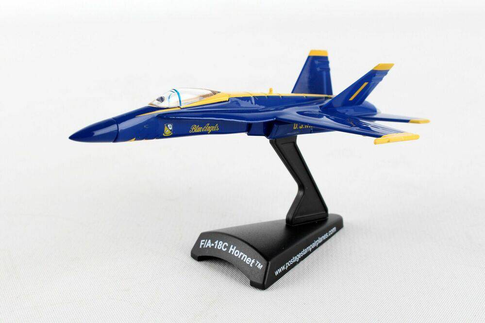 1/150 F/A-18C Hornet Blue Angels