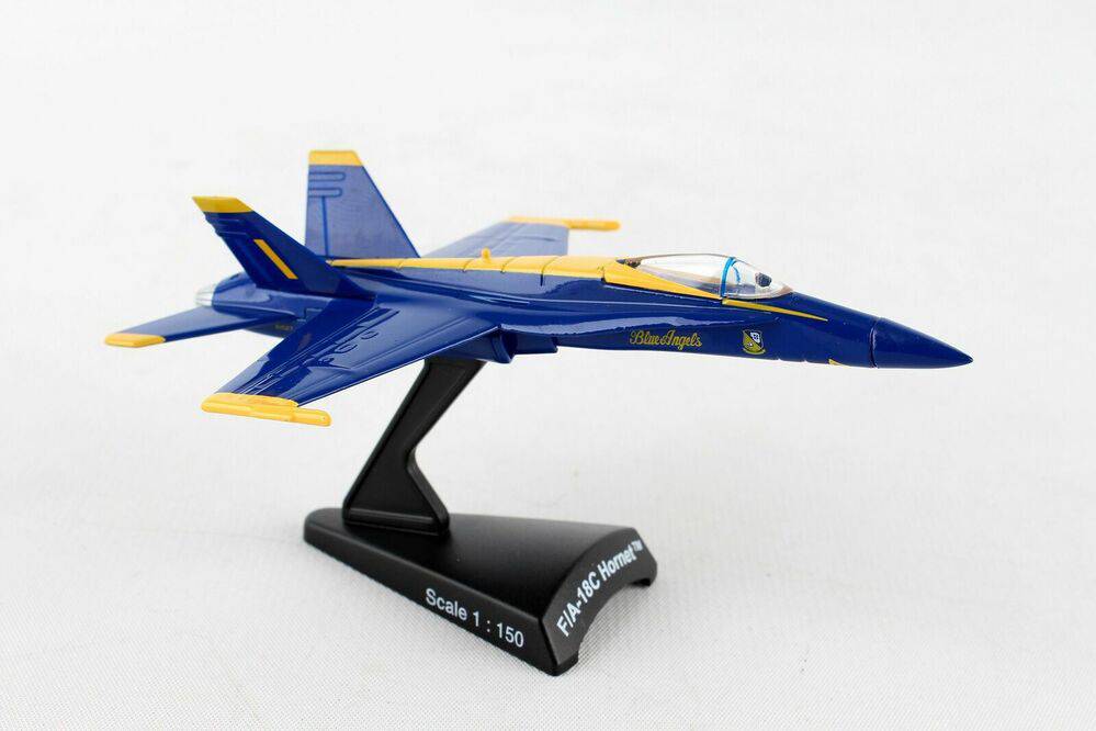 1/150 F/A-18C Hornet Blue Angels