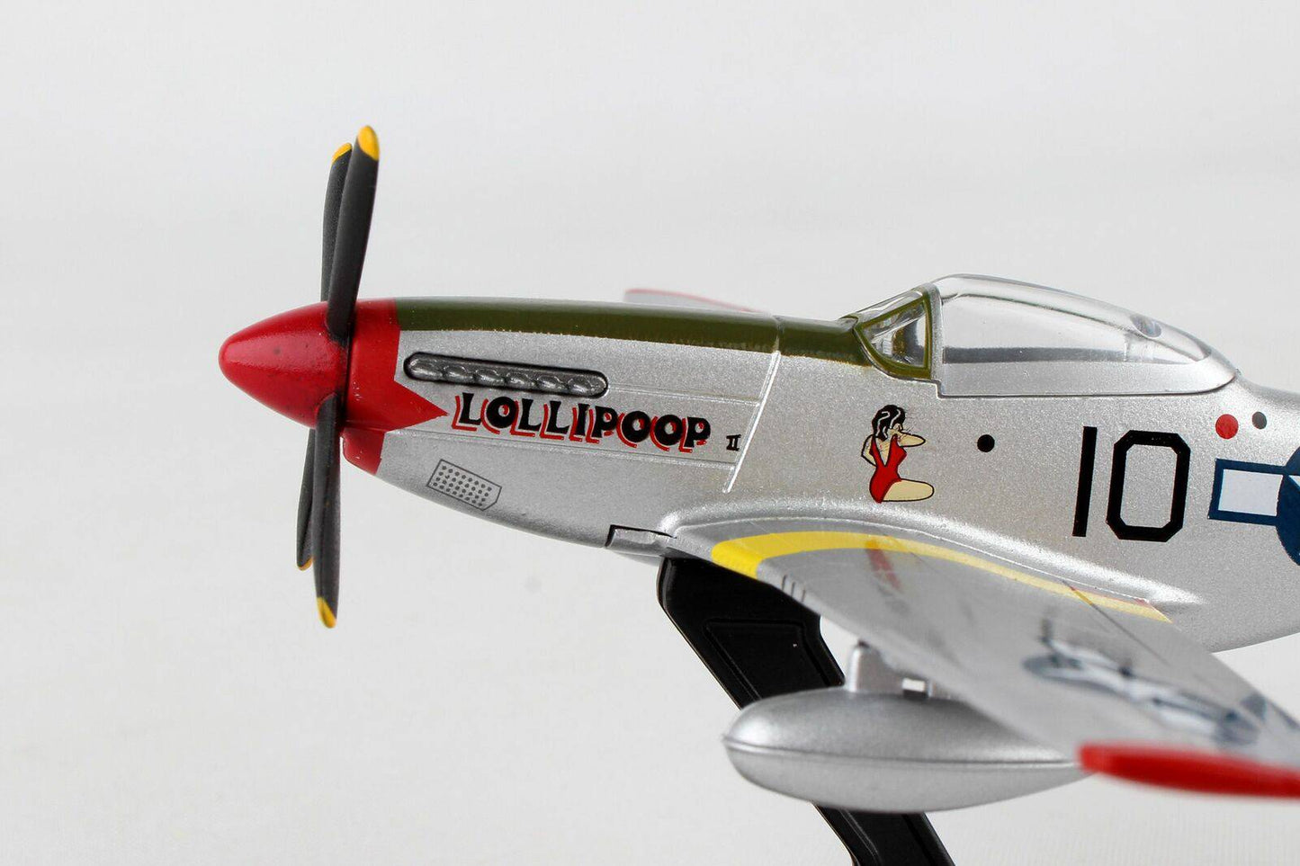 1/100 P-51 Mustang (Tuskeegee)