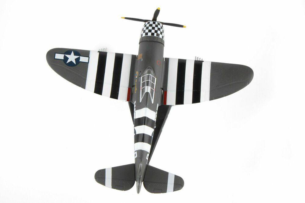 1/100 P-47D Thunderbolt  - Snafu -