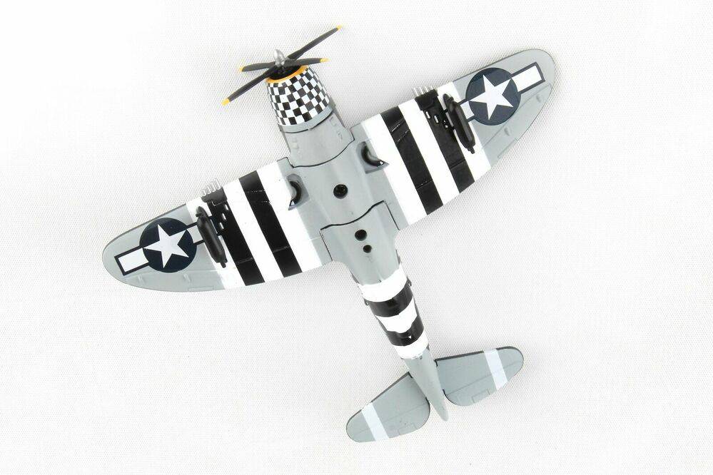 1/100 P-47D Thunderbolt  - Snafu -