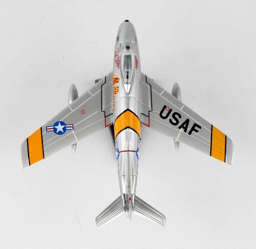 1/110 F-86 Sabre  - MIG MAD MARINE -