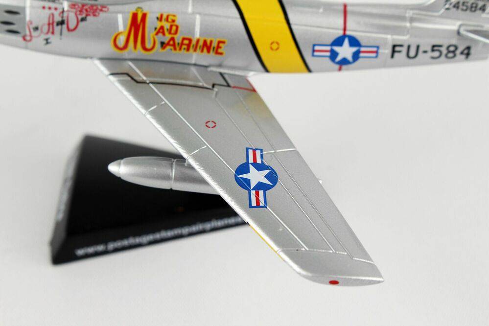 1/110 F-86 Sabre  - MIG MAD MARINE -