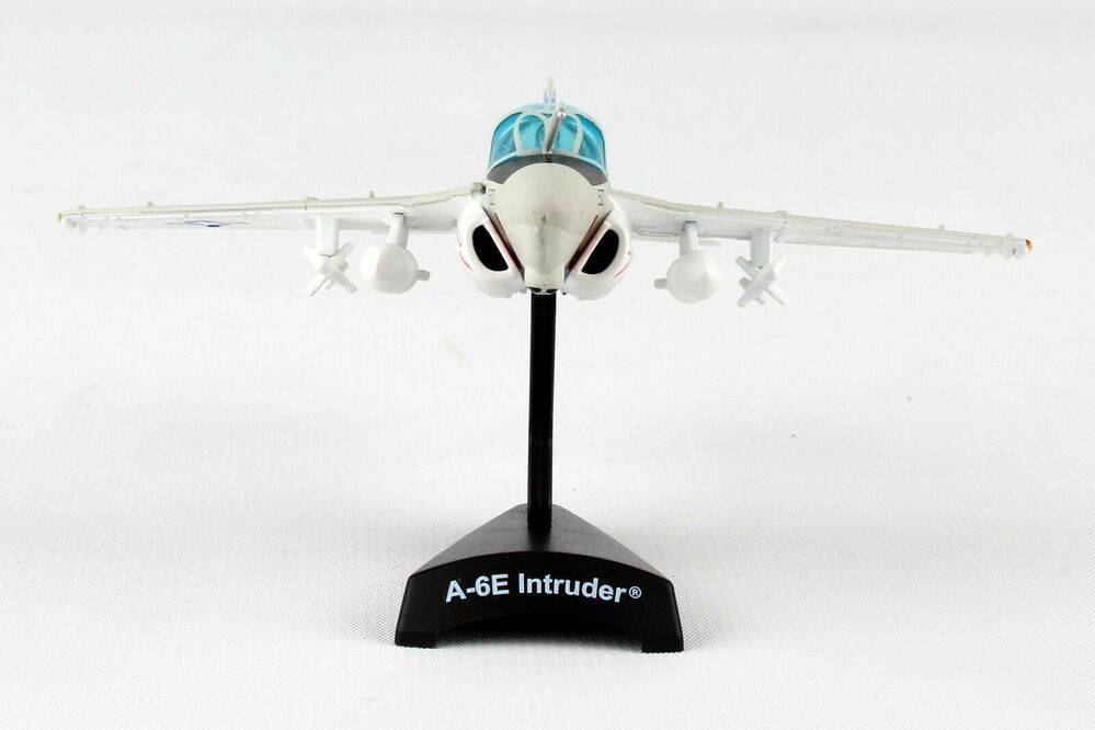 1/140 A-6 Intruder VA-52  - Knightriders -