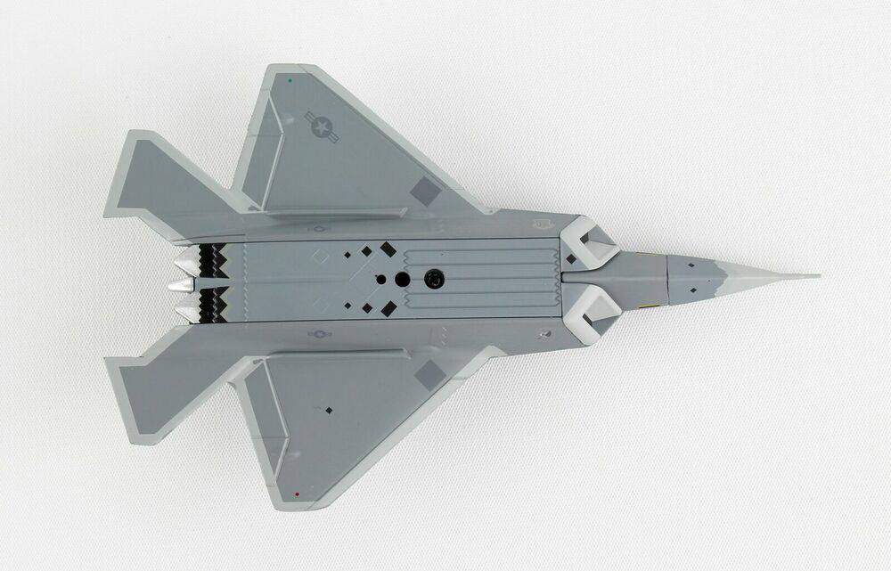 1/145 F-22 Raptor