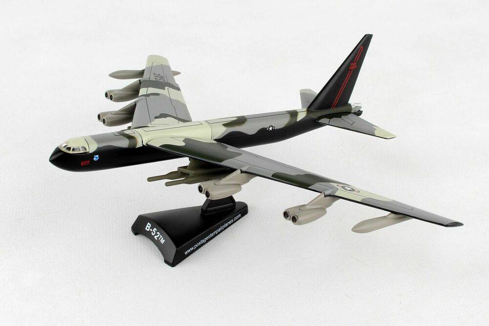 1/300 Boeing B-52 Stratofortress