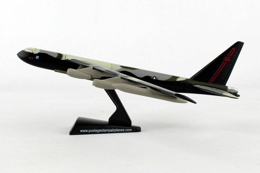 1/300 Boeing B-52 Stratofortress