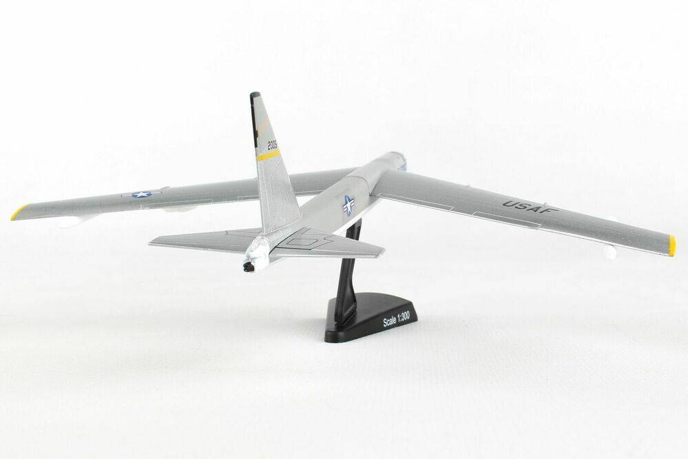 1/300 Boeing B-52 Stratofortress Silver