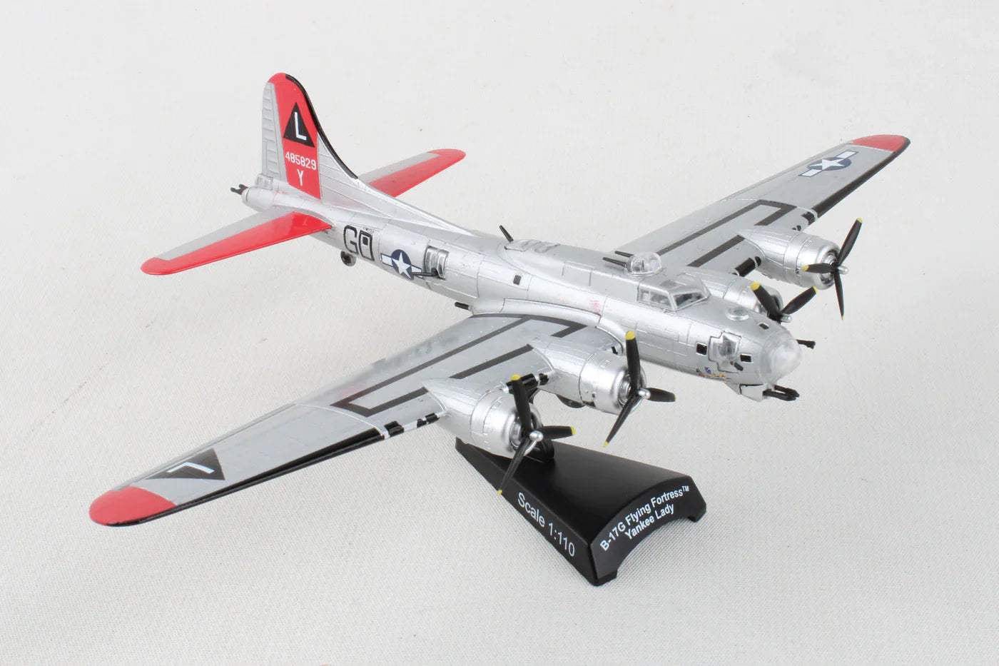 1/155 B-17G Flying Fortress Yankee Lady