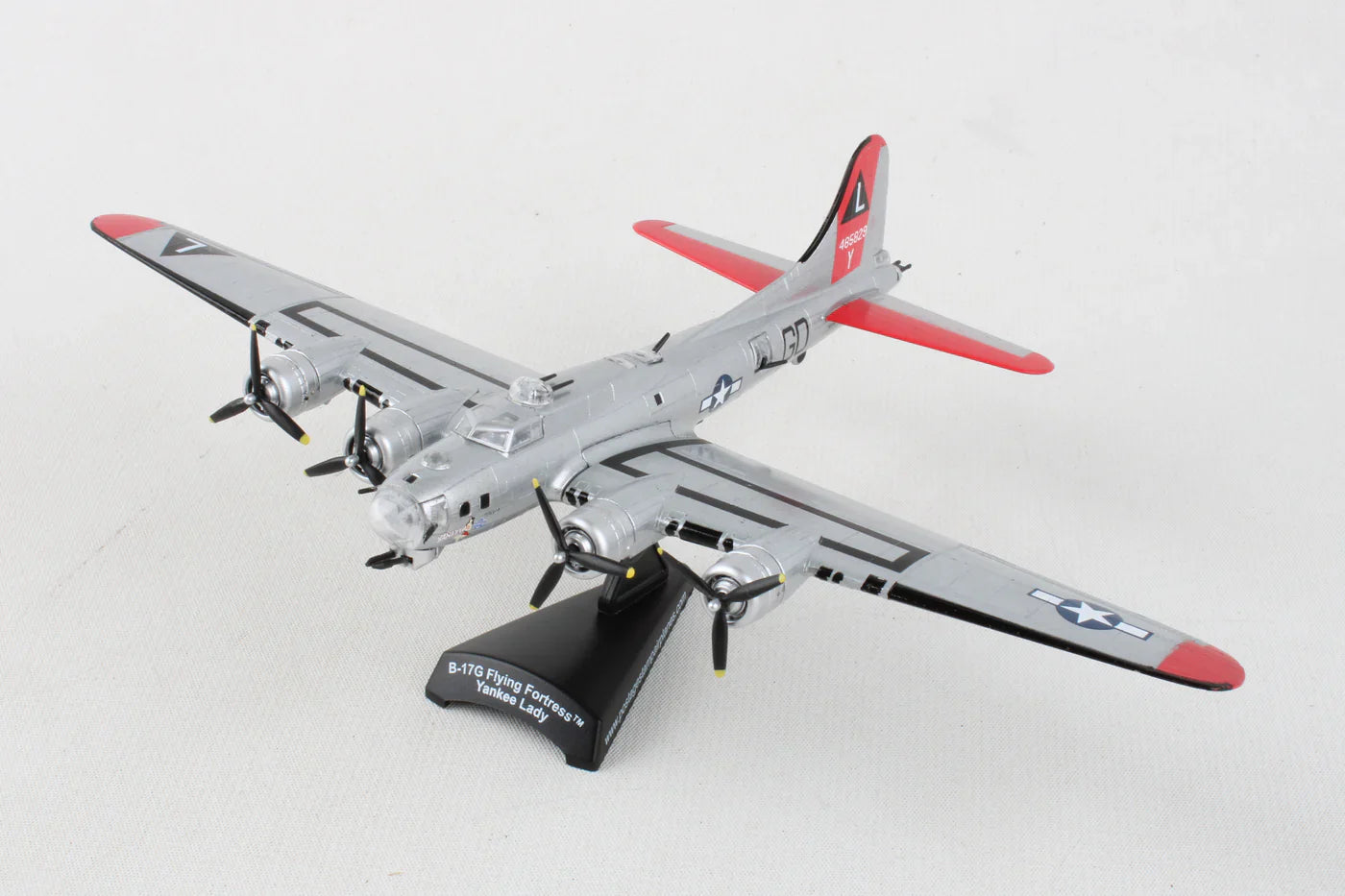 1/155 B-17G Flying Fortress Yankee Lady