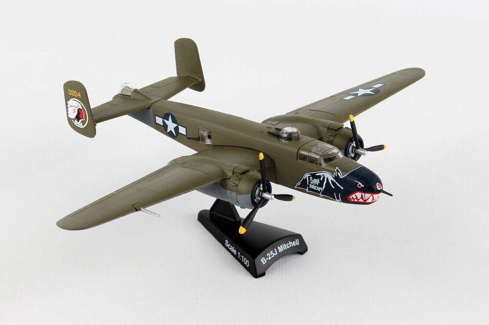 1/100 B-25J Mitchell ? Bettys Dreami