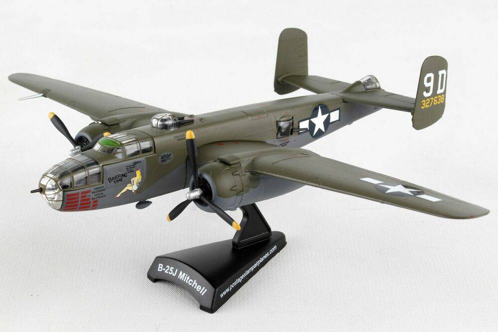 1:100 USAF B25J Mitchell Briefing Time