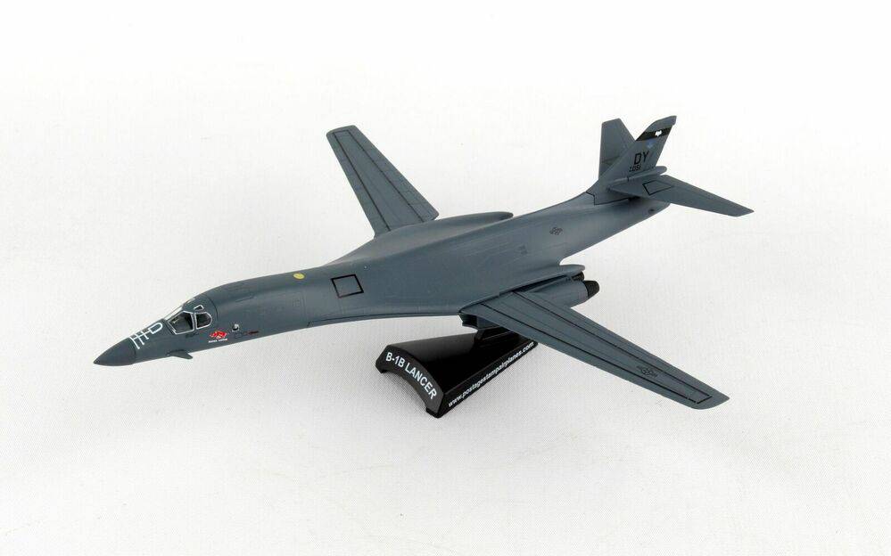 1/221 B-1B Lancer  USAF 84-0051  - Boss Hawg -