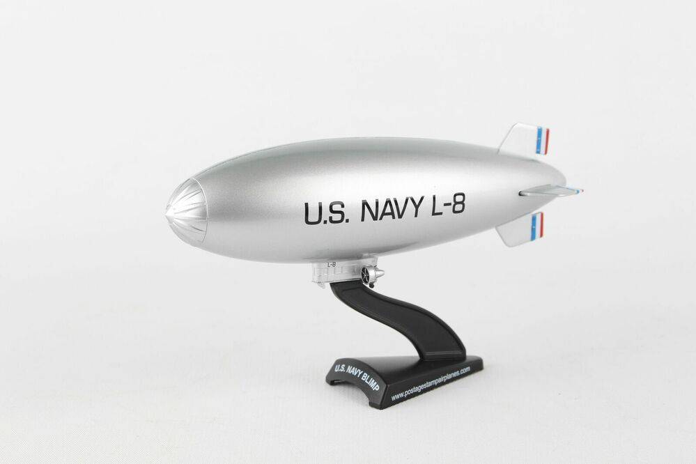 1/350 US Navy Blimp L-8  - The Ghost Blimp -