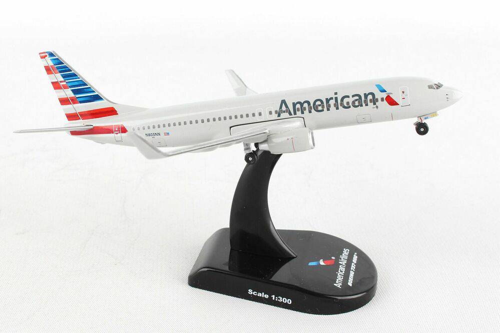 1/300 Boeing 737-800 American Airlines