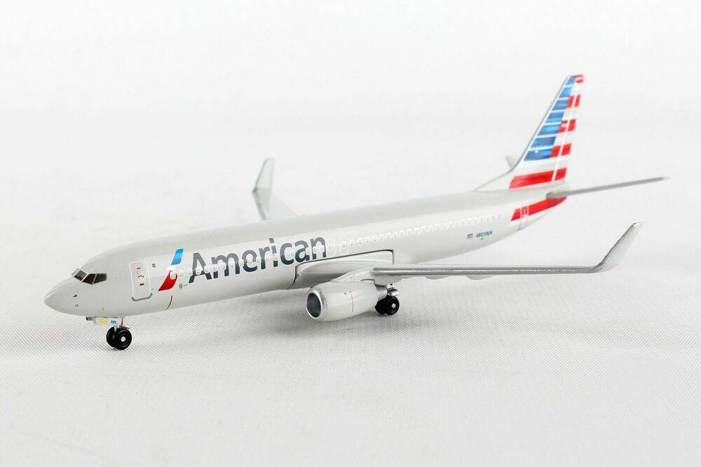 1/300 Boeing 737-800 American Airlines