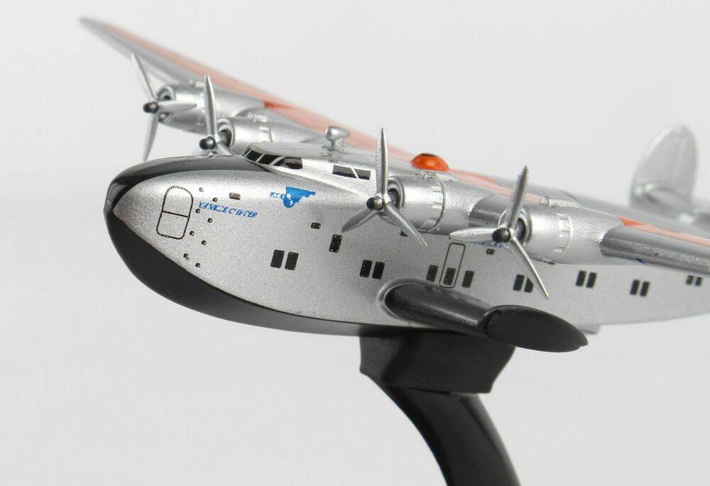 1/350 Boeing Clipper  Pan American World Airways NC18603  - Yankee Clipper -