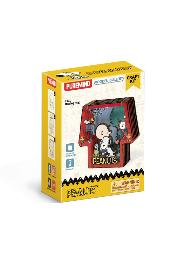 Puremind Peanuts: Snoopy Healing Hug Wooden Theater