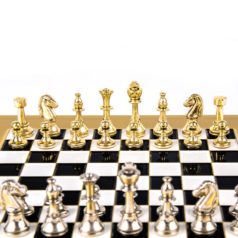 Classic Metal staunton Chess set with Gold and Silver Chessmen and 28cm Chessboard in Black and Whit