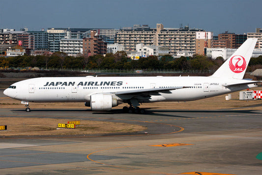 1/200 Japan Airlines B777-200ER JA702J (Flaps Down)