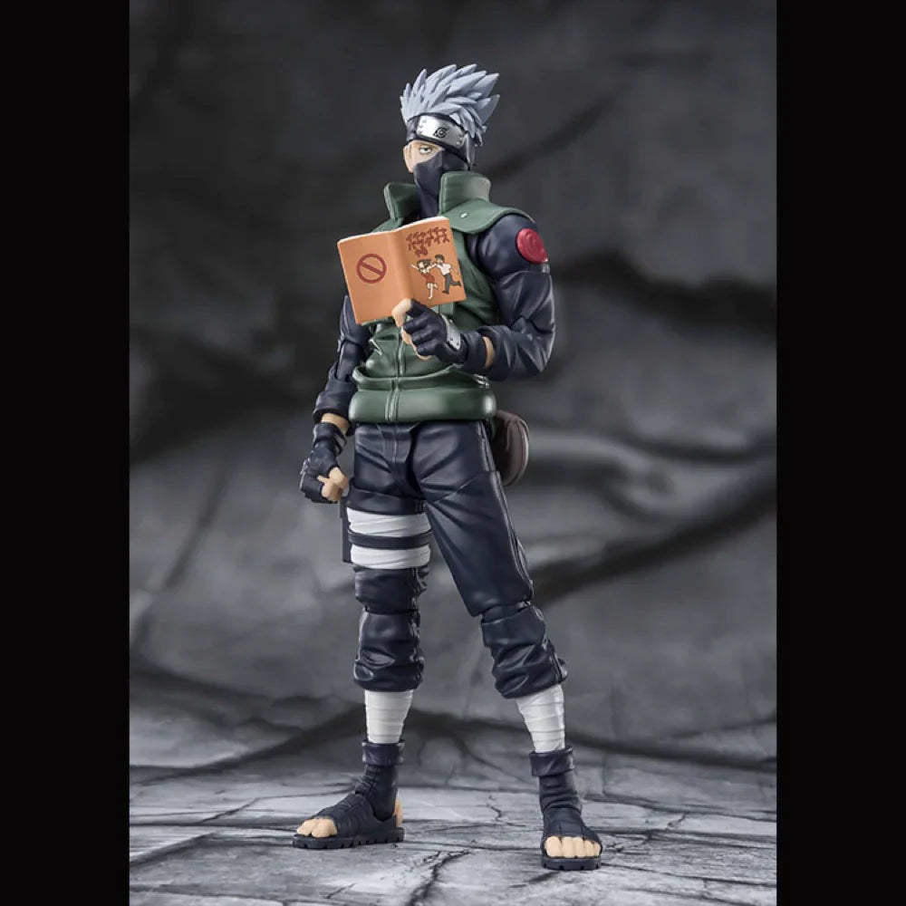 S.H.Figuarts KAKASHI HATAKE- The famed Sharingan Hero