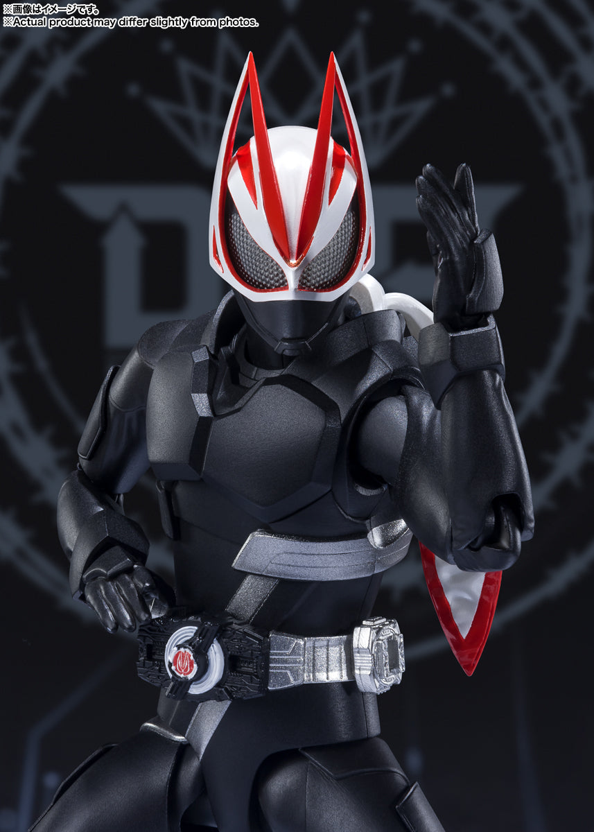 S.H.Figuarts KAMEN RIDER GEATS ENTRY RAISE FORM