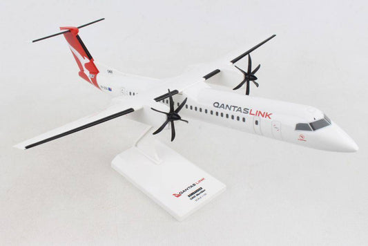 1/100 QANTASLINK Dash 8 Q400