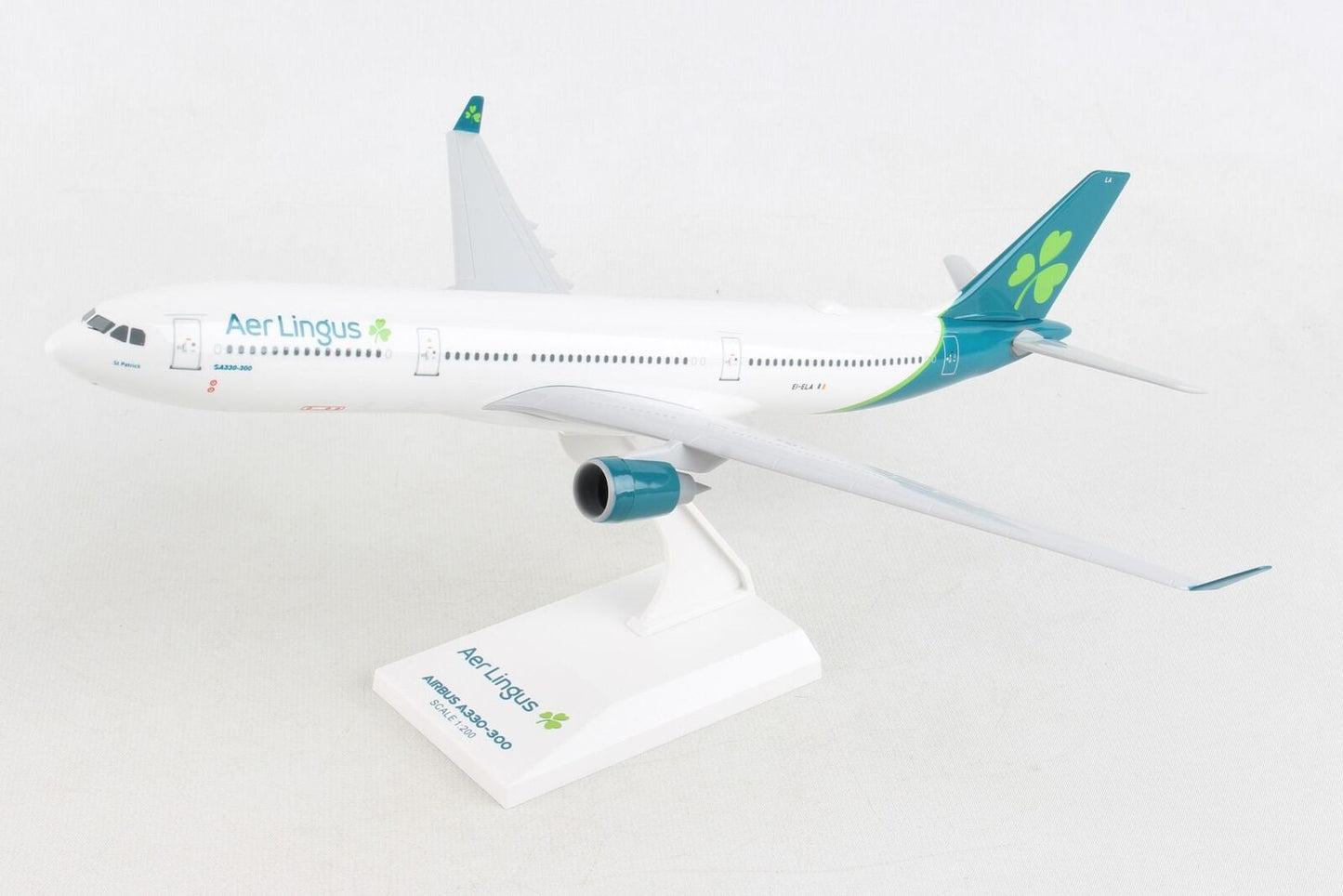 1/200 AER LINGUS A330-300 w/Gear New Livery