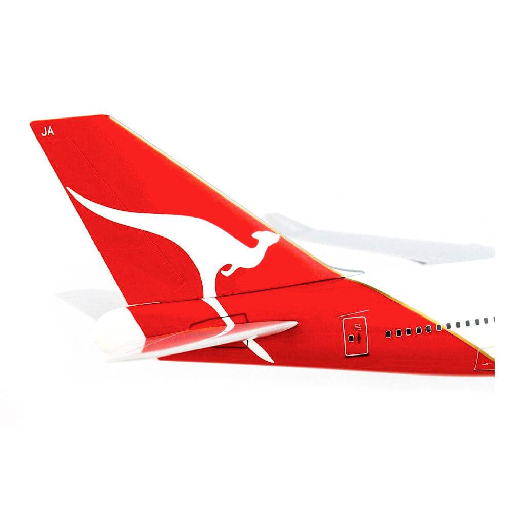 1/200 QANTAS B747-400 w/Gear