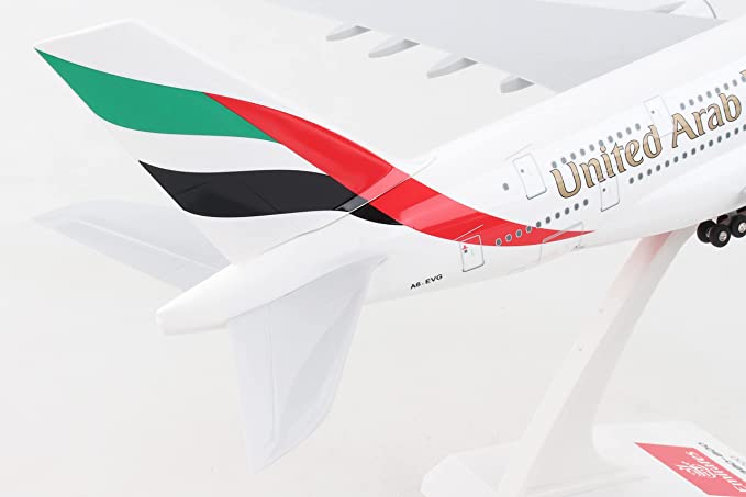 1/200 Emirates A380 w/Gear 50th