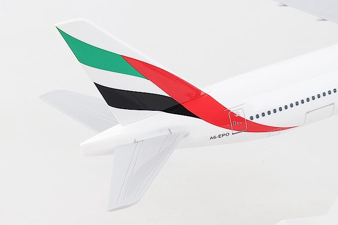 1/200 Emirates 777-300ER W/GEAR