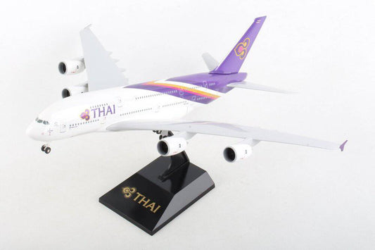 THAI A380-800 1/200 W/GEAR NEW LIVERY