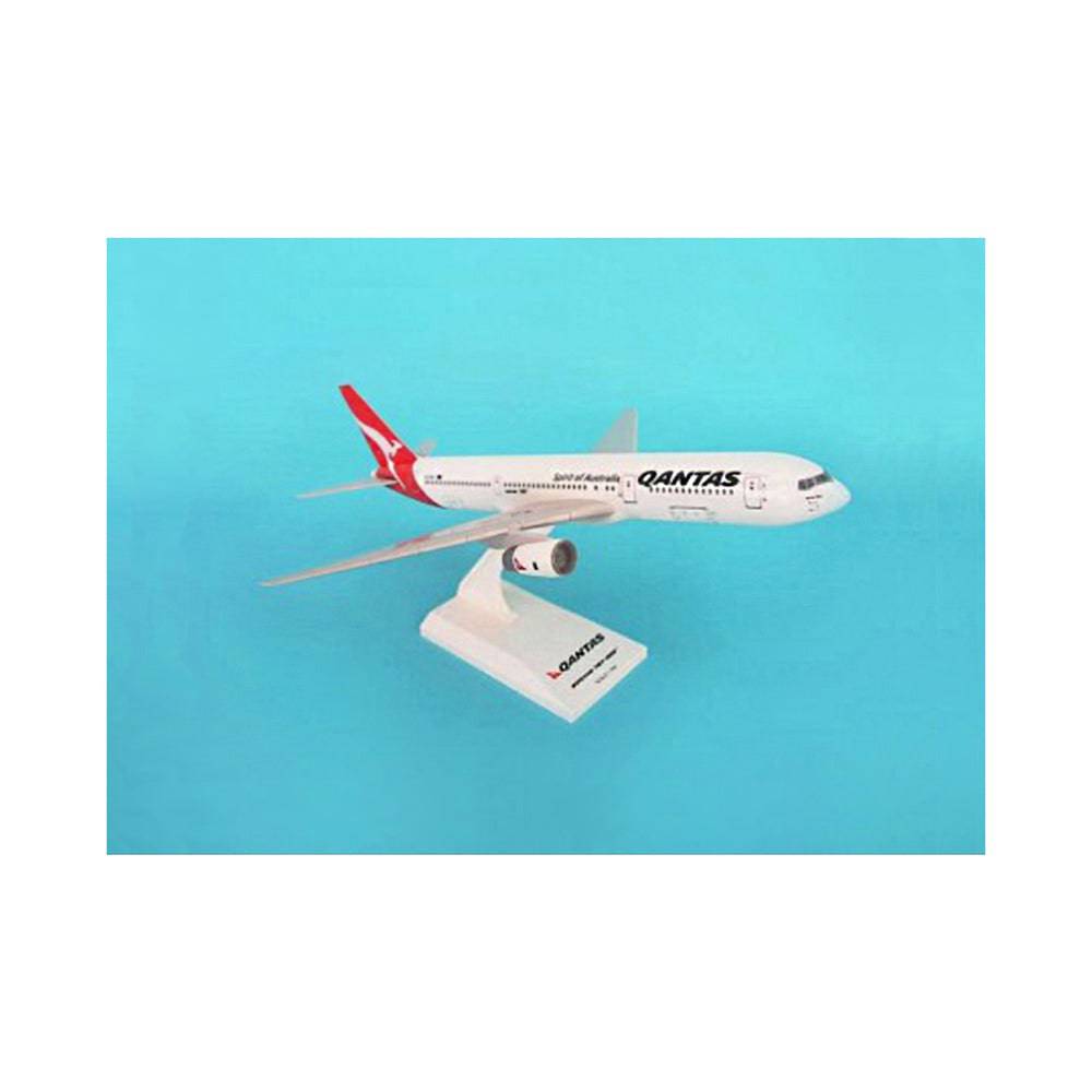 1/200 B767 Qantas Air Freight