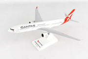 1/200 A330-300 Qantas New Livery