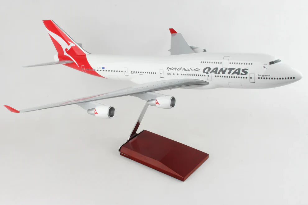 1/100 Qantas 747-400