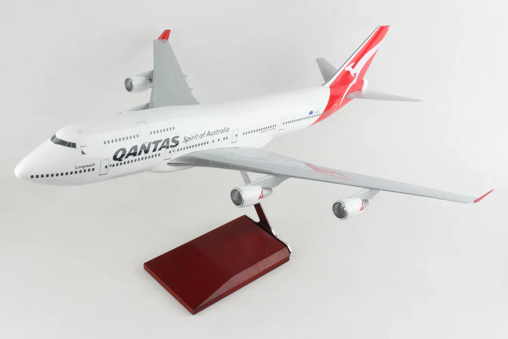 1/100 Qantas 747-400