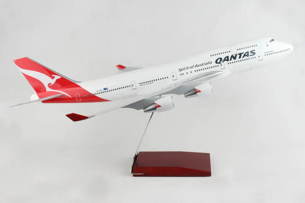 1/100 Qantas 747-400