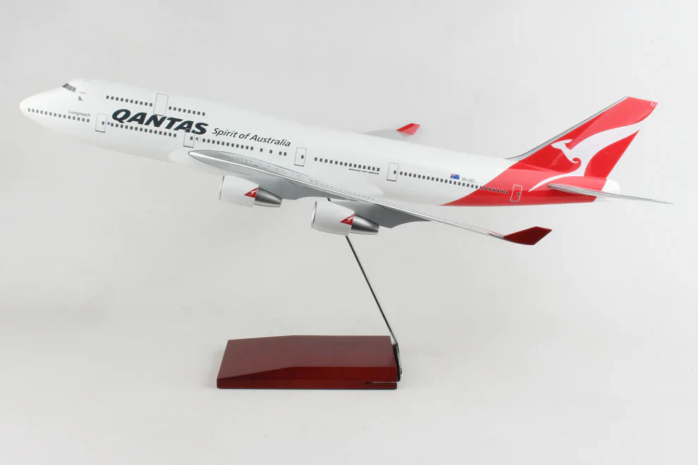 1/100 Qantas 747-400