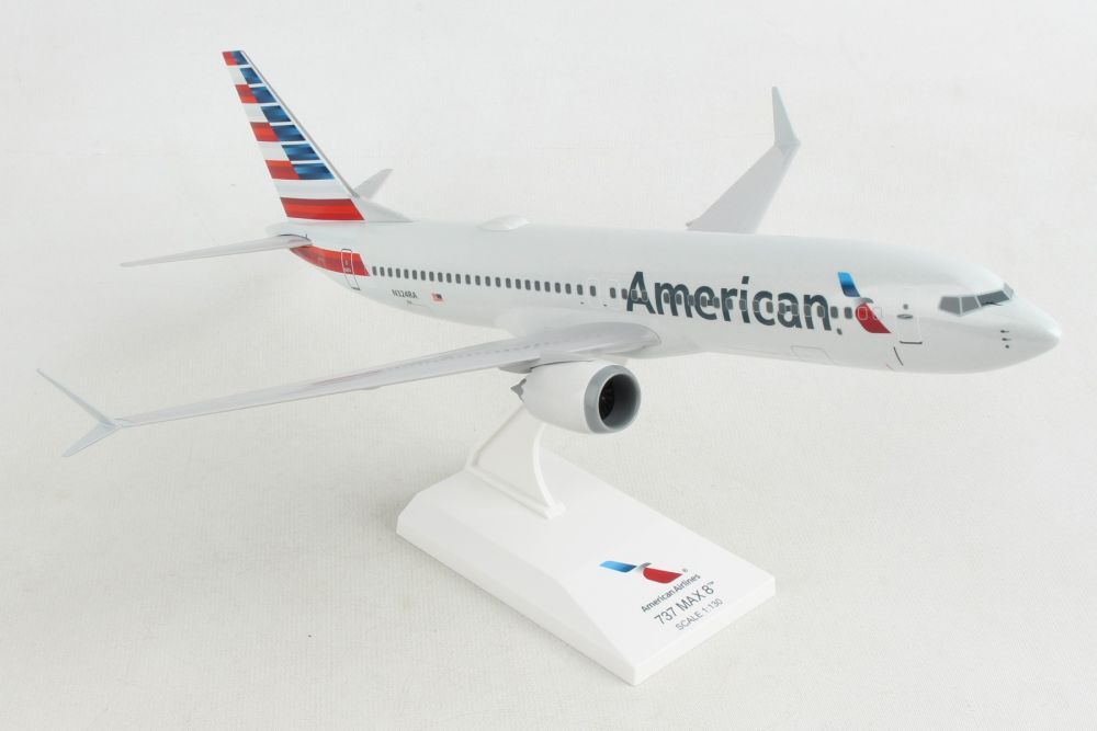 SKYMARKS AMERICAN 737MAX8 1/130 W/WIFI DOME