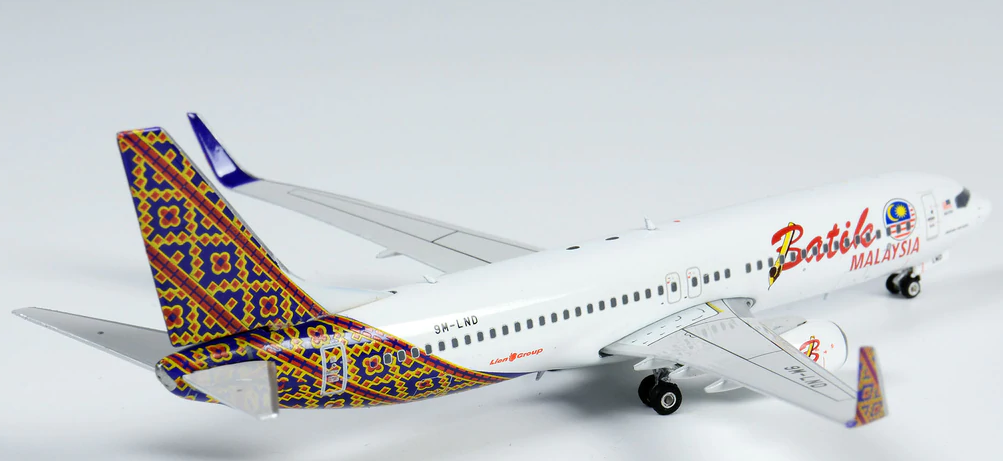 1/400 Batik Air B737-800(W) 9M-LND