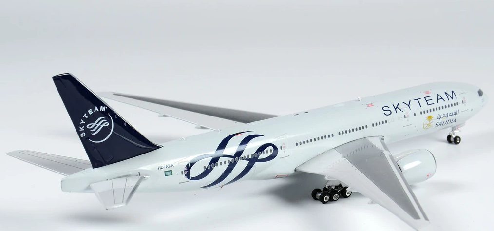 1/400 B777-200ER Saudi Skyteam