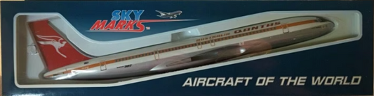 1/150 B707 QANTAS OCHRE COLOUR SCHEME