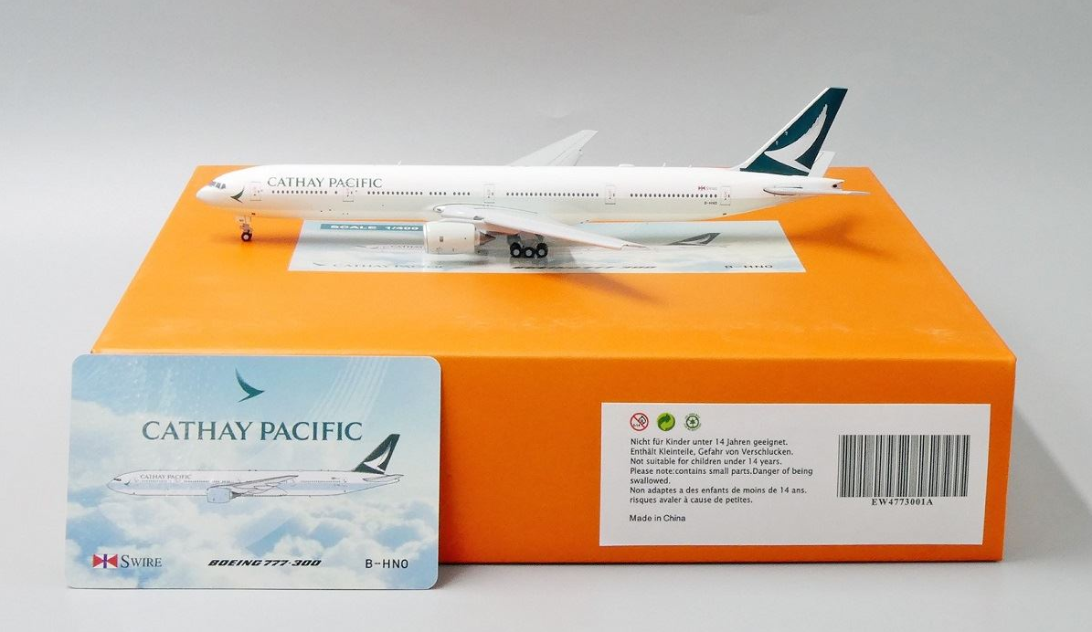 1/400 MISC B777-300 PACIIC TITLES FLAPS DOWN B-HNO