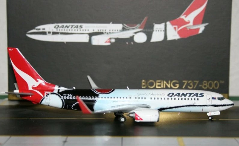 1/200 B737-800w QANTAS Mendoowoorji