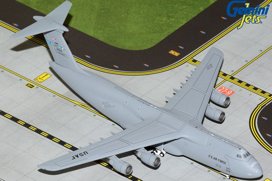 1/400 U.S. Air Force C-5M Super Galaxy 69-0024 (Dover AFB)