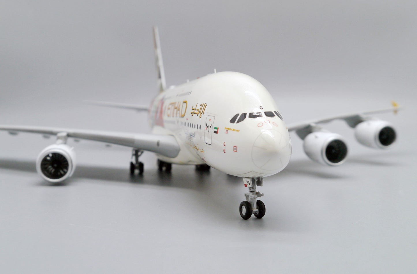 1/200 Etihad A6-APG A380-800