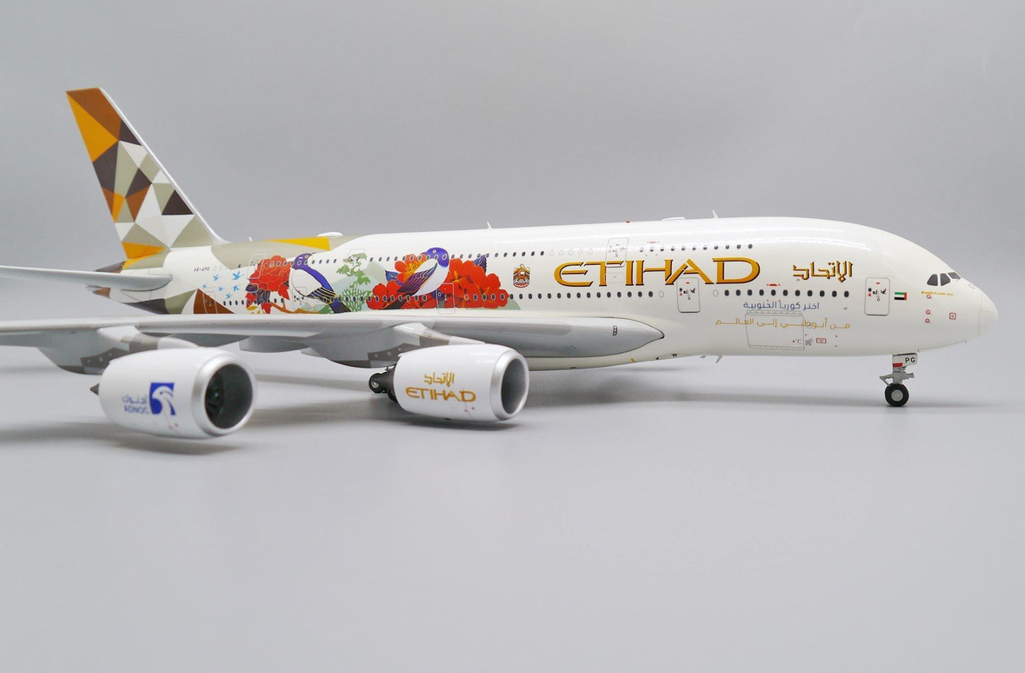 1/200 Etihad A6-APG A380-800