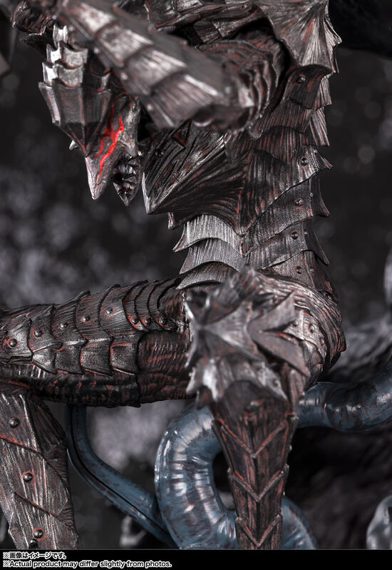 Figuarts Zero Touche Metallique Guts (Berserker Armor)