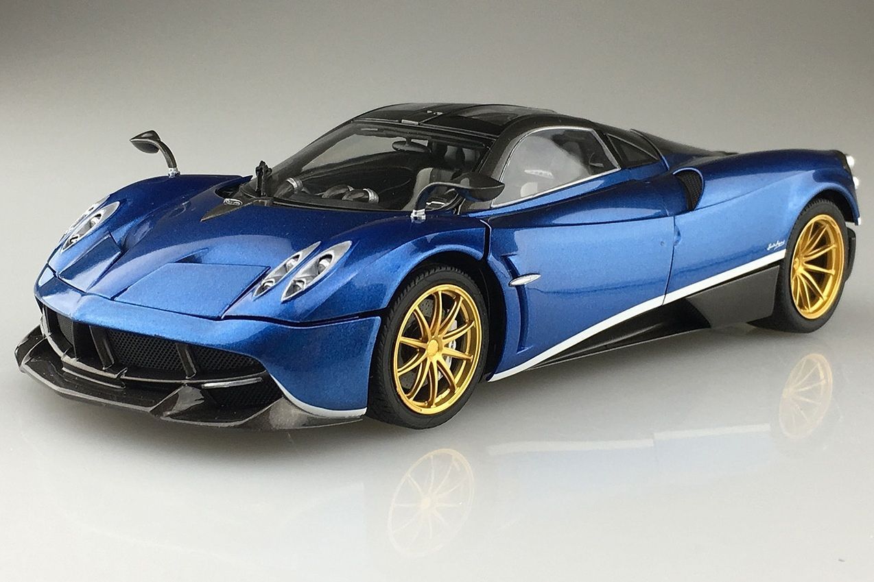 1/24 16 PAGANI HUAYRA Pacchetto Tempesta