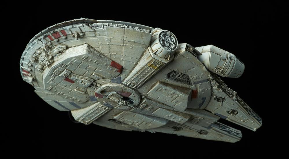 STAR WARS VEHICLE MODEL 006 MILLENNIUM FALCON